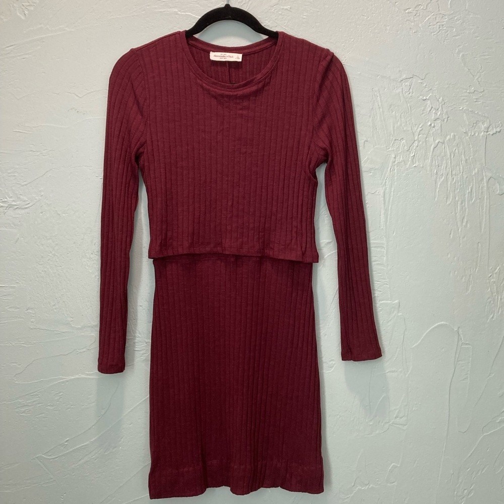 A & Fitch - Large (Miss)Maroon dress 90’s attire
